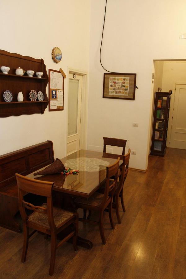 Bed and Breakfast Napoli Pietrasanta Lt Exterior foto